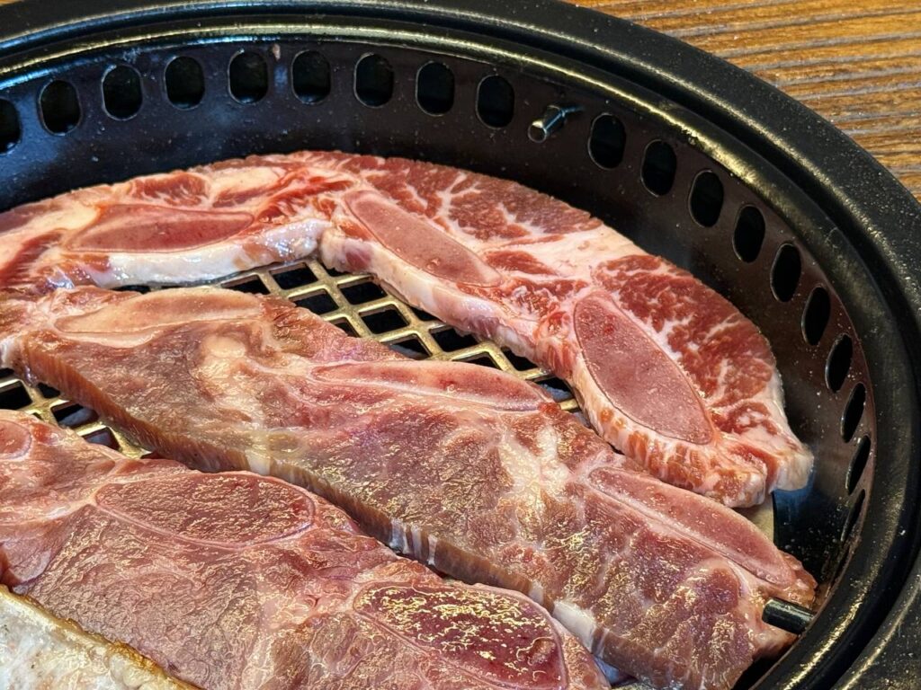 WHUCHU Opens At UE Square With Aged Jeju Pork And A Smoke-Free Korean BBQ Experience - Alvinology