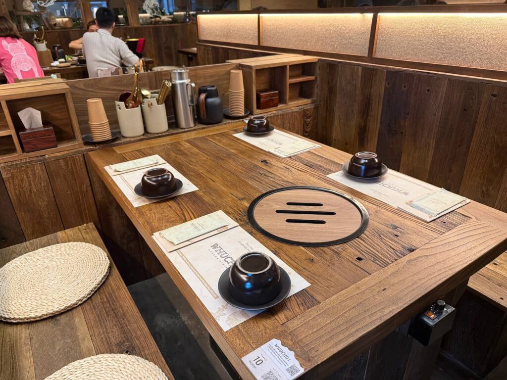 WHUCHU Opens At UE Square With Aged Jeju Pork And A Smoke-Free Korean BBQ Experience - Alvinology
