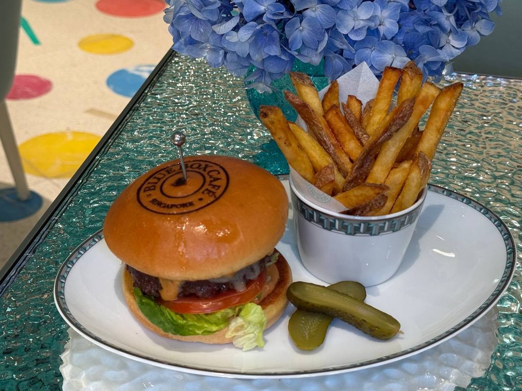 A First Look Inside Tiffany & Co.’s Blue Box Café At ION Orchard A First Look Inside Tiffany & Co.’s Blue Box Café At ION Orchard - Alvinology