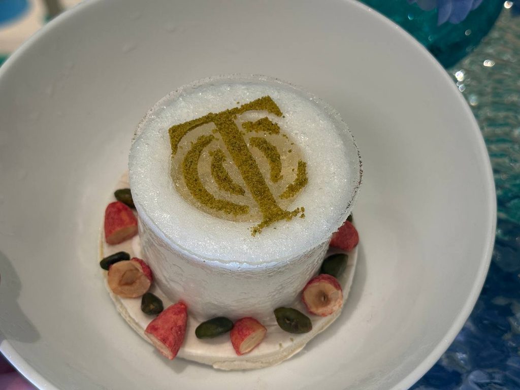 A First Look Inside Tiffany & Co.’s Blue Box Café At ION Orchard A First Look Inside Tiffany & Co.’s Blue Box Café At ION Orchard - Alvinology