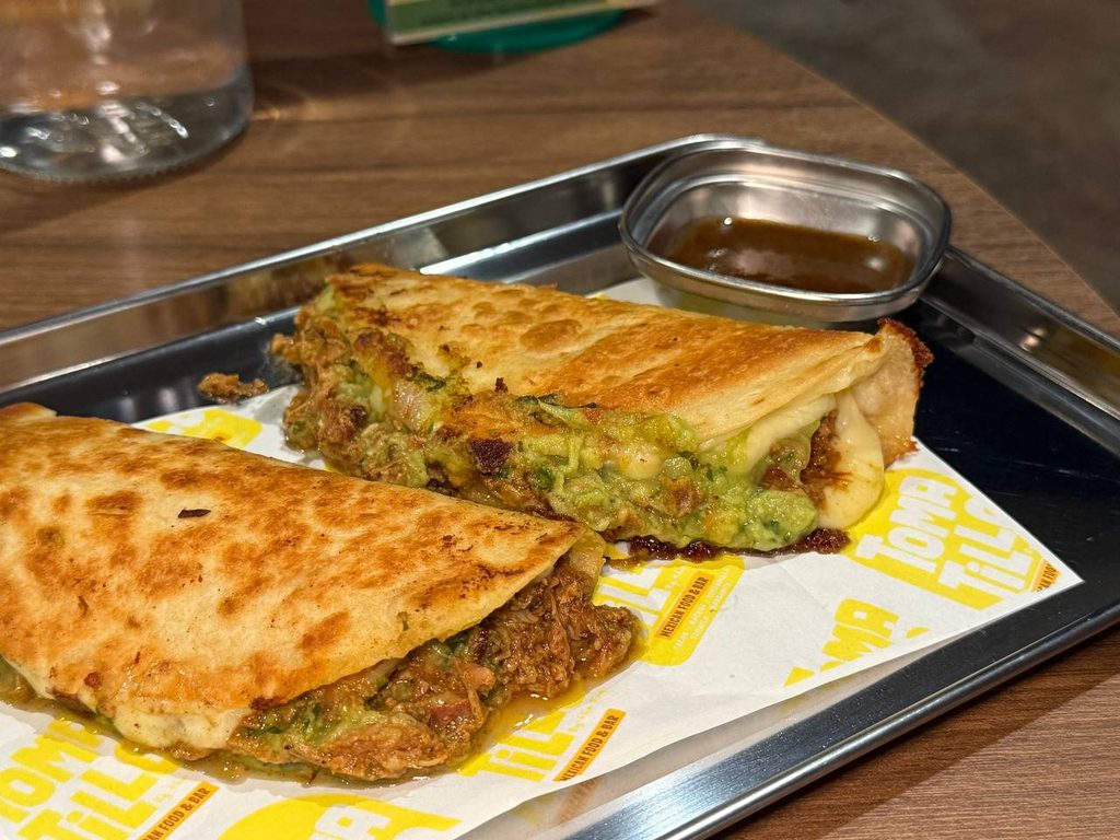 [Review] Tomatillo Unveils Playful New Drinkable Tacos And Mexican Favourites By The Marina Bay Waterfront - Alvinology