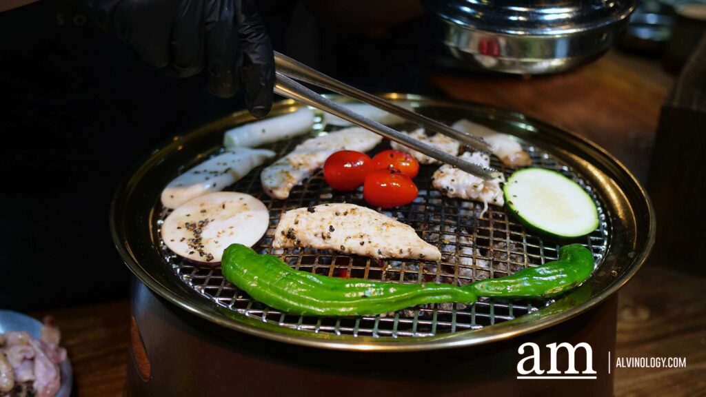 [Review] Song Gye Ok Singapore Serves Korean BBQ with a Different Kind of Chicken Experience, Featuring Hearts, Gizzards and Neck Fillets - Alvinology