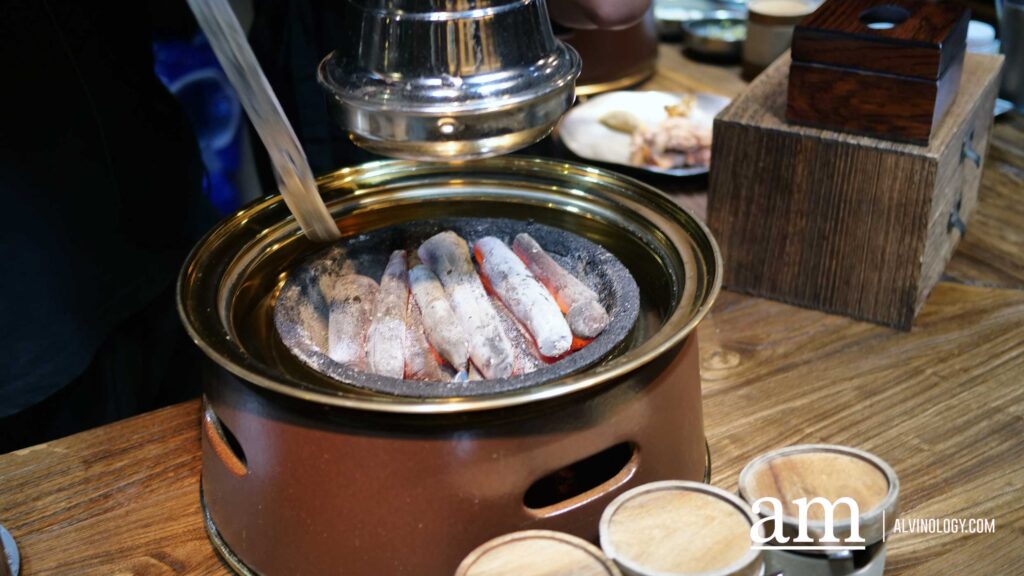 [Review] Song Gye Ok Singapore Serves Korean BBQ with a Different Kind of Chicken Experience, Featuring Hearts, Gizzards and Neck Fillets - Alvinology