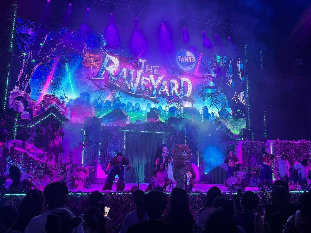 Halloween Horror Nights 2026 Singapore: The Ultimate Guide to Surviving USS HHN 14 - Alvinology