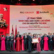 Entrepreneur Nguyen Thi Nga conferred Labor Hero, BRG Group and SeABank awarded First-class Labor Medals - Alvinology