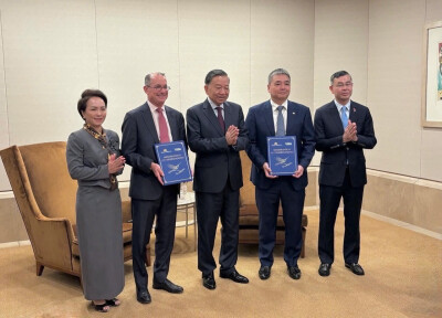 Vietnam Airlines Partners with Visa and AWS to Advance Digital Transformation and AI - Alvinology