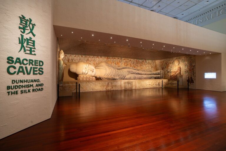 Sacred Caves Brings Life Size Mogao Cave Reproductions to Singapore for the First Time - Alvinology