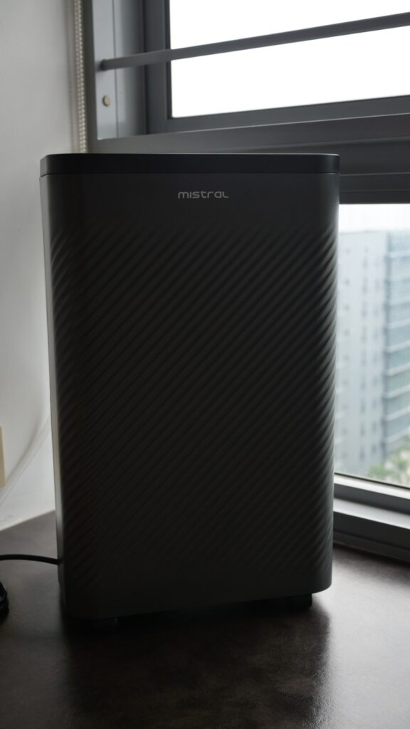 Haze, Humidity and Mould: Why Mistral's ÉlanPure 3-in-1 Dehumidifier with Ioniser & Air Purifier Makes Sense for Singapore Homes - Alvinology