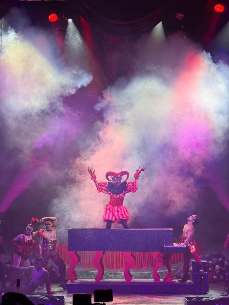 Halloween Horror Nights 2026 Singapore: The Ultimate Guide to Surviving USS HHN 14 - Alvinology