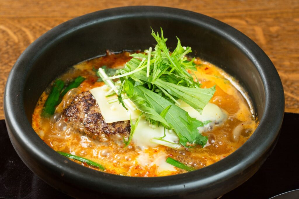 Japan’s Yamamoto’s Hamburg to Open First Singapore Outlet at Lau Pa Sat Japan’s Yamamoto’s Hamburg to Open First Singapore Outlet at Lau Pa Sat - Alvinology