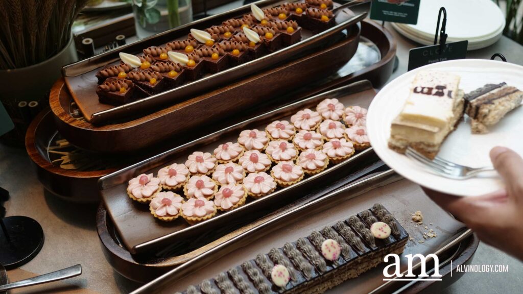 [Review] CLOVE’s Taste of Korea Buffet Brings Korean BBQ, Bossam and Street Food to Swissôtel The Stamford - Alvinology