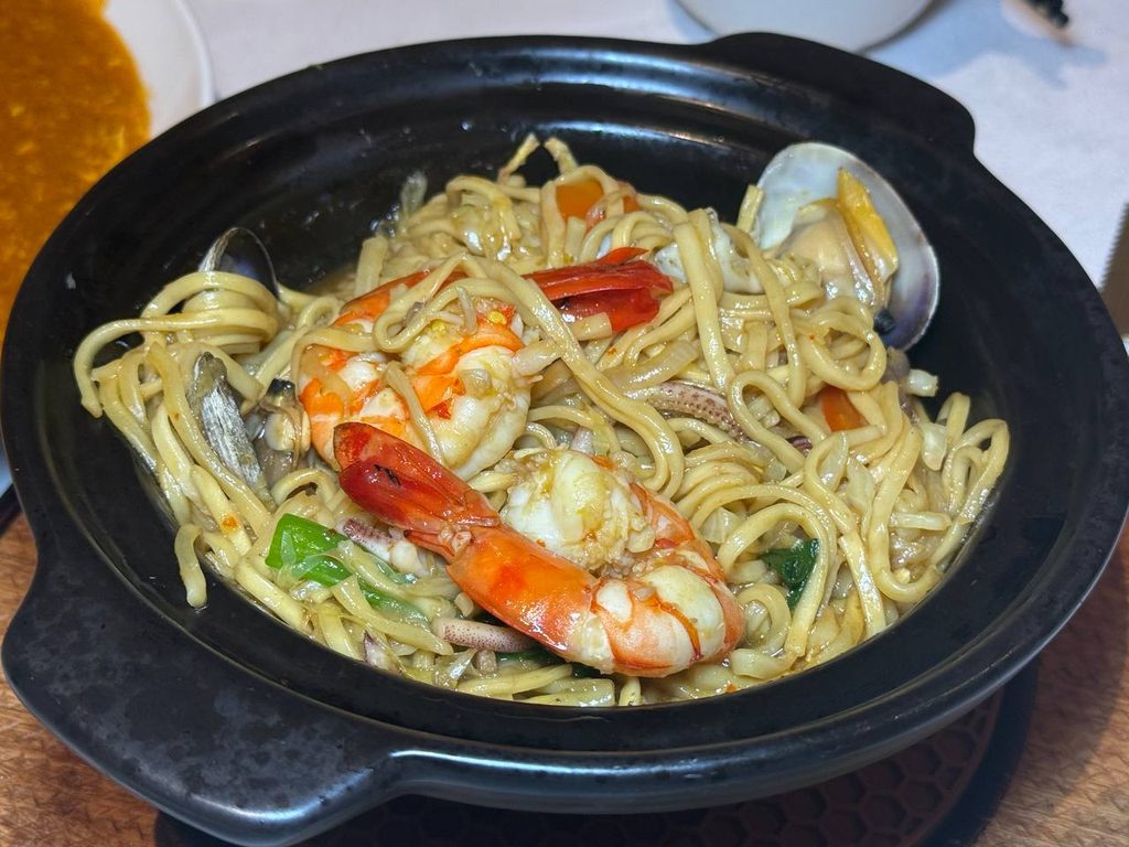 Seafood Paradise Brings Fresh Seafood Favourites to Scotts Square - Alvinology