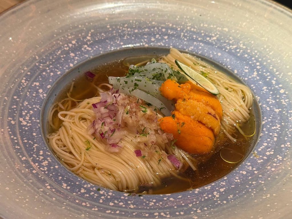 If You Love Ordering A Bit Of Everything, You’ll Like AO, Claymore’s Newest Dinner Spot - Alvinology