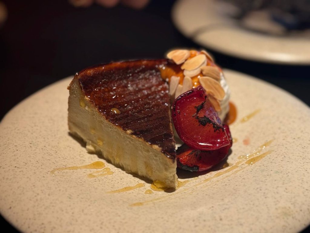 If You Love Ordering A Bit Of Everything, You’ll Like AO, Claymore’s Newest Dinner Spot - Alvinology