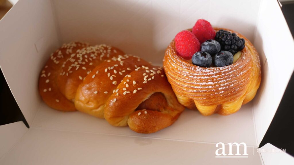 [Review] The Shop at Grand Hyatt Singapore: Cakes, Bakes, Martinis and Gourmet Treats to Take Home - Alvinology