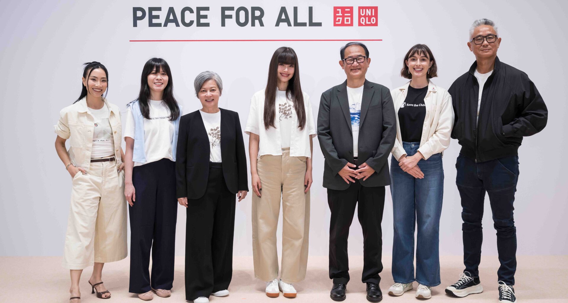 UNIQLO Expands PEACE FOR ALL Charity T-Shirt Project to Singapore with Community Chest Partnership - Alvinology