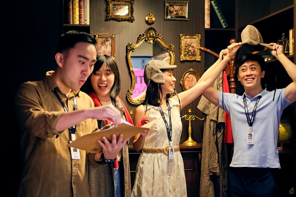 [Game Review] A Study in Red: The Official Sherlock Experience - This Sherlock Holmes mystery turns Bugis into one giant crime scene - Alvinology