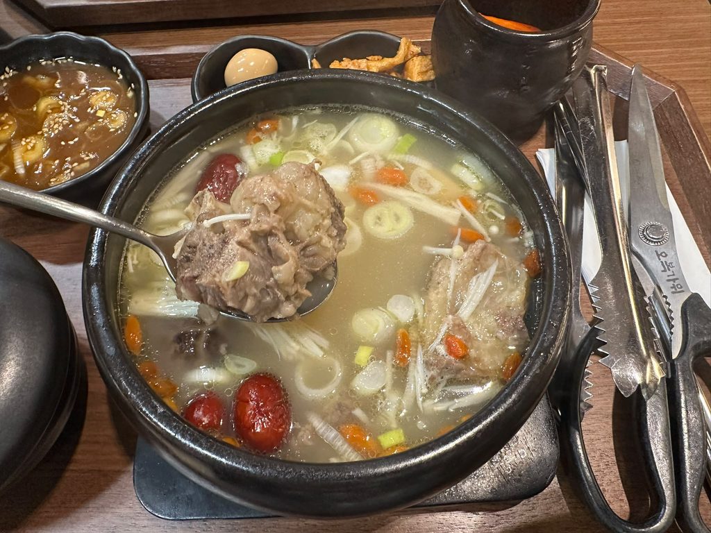 [Review] Onggii Opens 3rd Outlet at Square 2, Brings Korean Comfort Food like Gomtang and Galbi Jjim to Novena - Alvinology