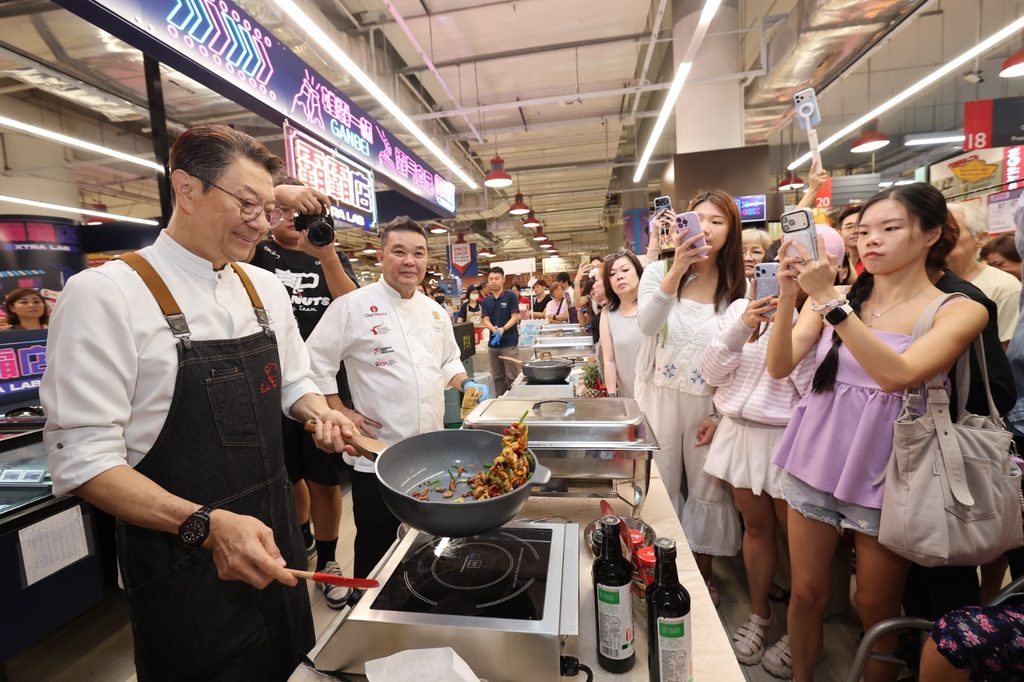 FairPrice Xtra’s Second Xtra Lab Opens at AMK Hub With Food Tastings, Games and Exclusive Deals - Alvinology