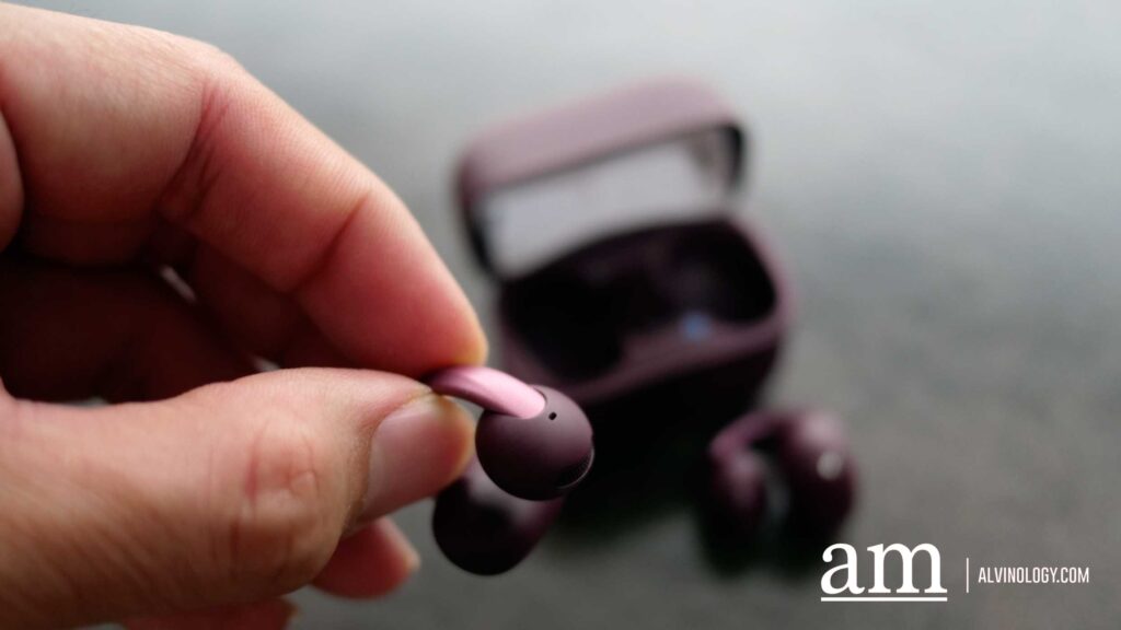 [Review] Anker's New AeroClip 2 Just Made Open-Ear Calls Guinness World Record Clear - Alvinology