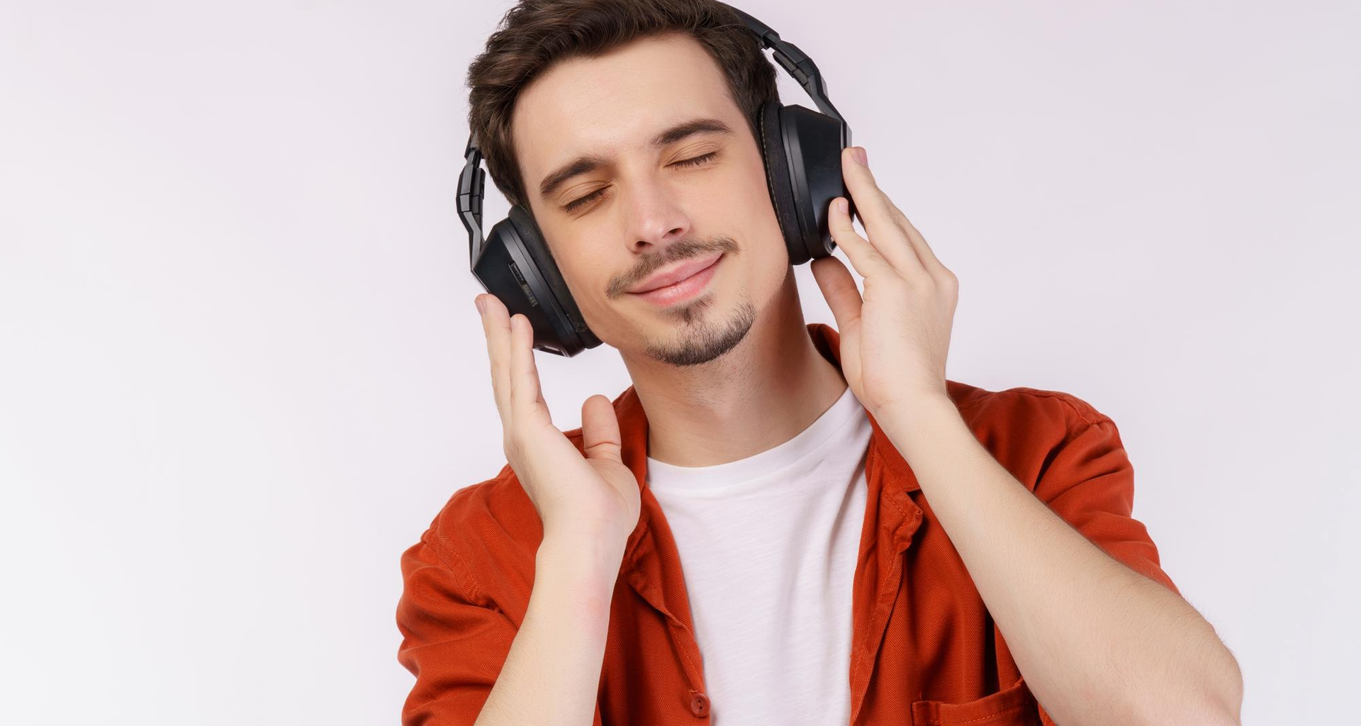 What to Consider When Choosing Noise-Cancelling Headphones - Alvinology
